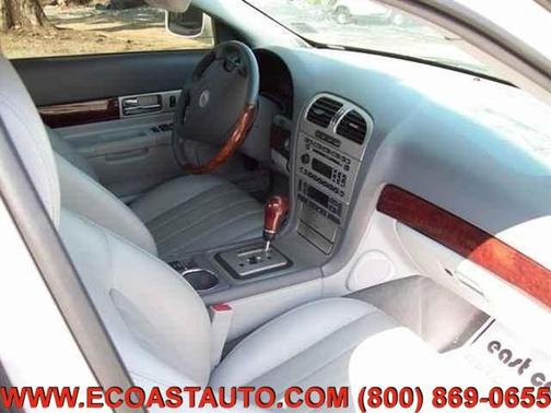 Photo 5 of 7 of 2004 Lincoln LS w/Sport Pkg