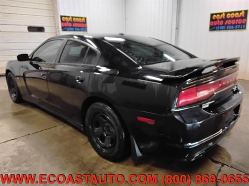 2012 Dodge Charger Road-Track