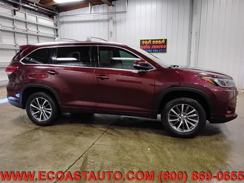 2017 Toyota Highlander SE