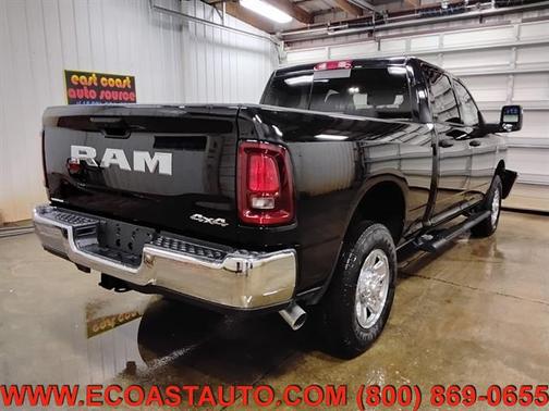 2025 RAM 2500 Tradesman CREW CAB 4WD