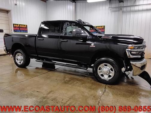 2025 RAM 2500 Tradesman CREW CAB 4WD