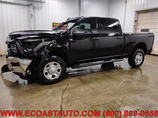 2025 RAM 2500 Tradesman CREW CAB 4WD
