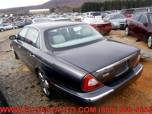 Photo 3 of 7 of 2005 Jaguar XJ8 L