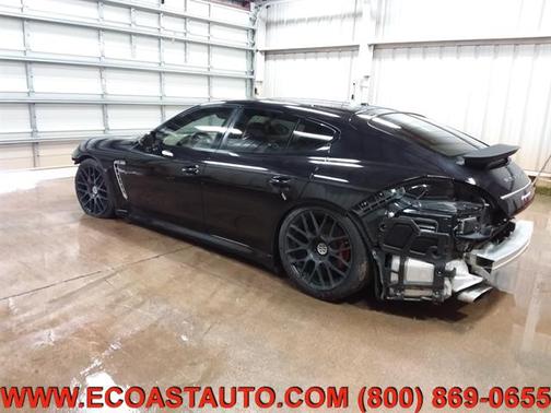 2013 Porsche Panamera 4