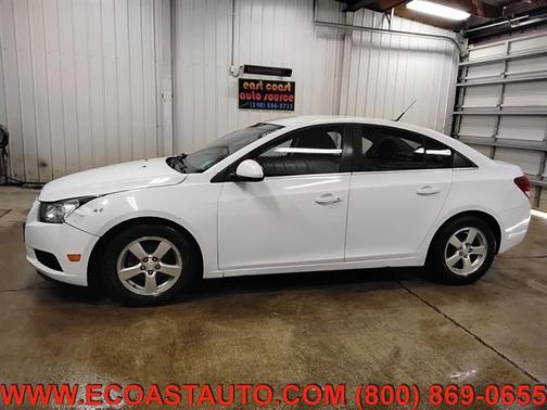 Summit White 2012 Chevrolet Cruze LT