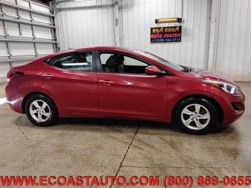 2014 Hyundai ELANTRA SE