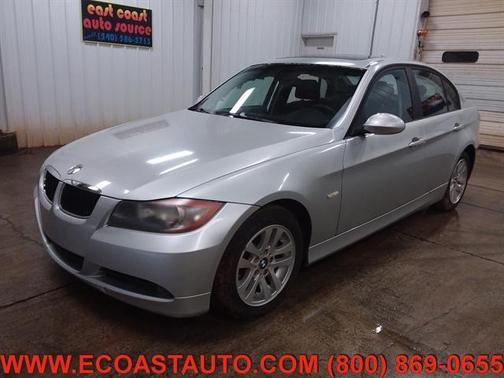 2006 BMW 325 325i Sedan
