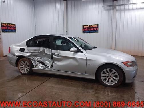 2006 BMW 325 325i Sedan