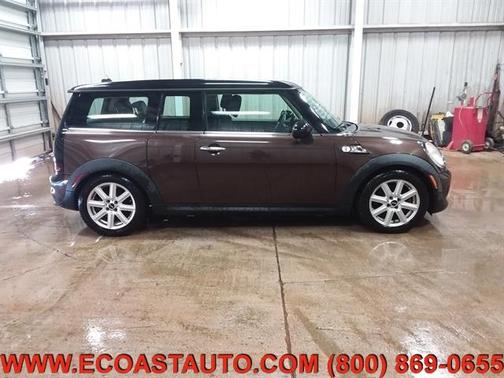 Photo 4 of 16 of 2011 MINI Cooper S Clubman Base