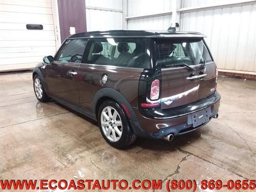 Photo 3 of 16 of 2011 MINI Cooper S Clubman Base