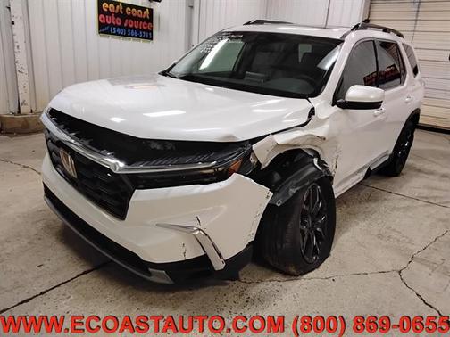 2025 Honda Pilot Touring 8-Passenger