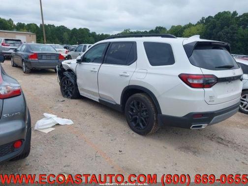 2025 Honda Pilot Touring 8-Passenger