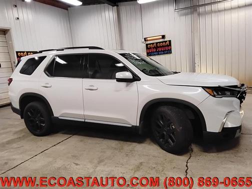 2025 Honda Pilot Touring 8-Passenger