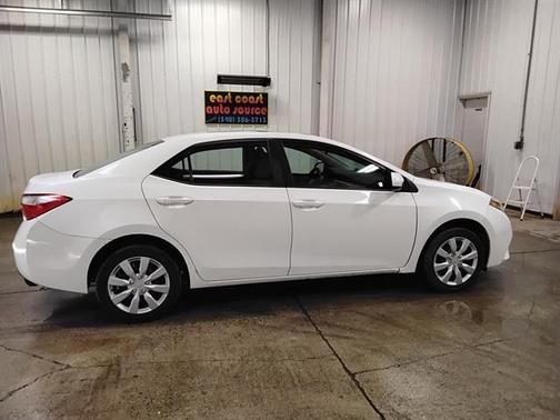 Super White 2014 Toyota Corolla L