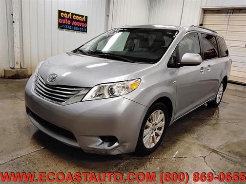 2016 Toyota Sienna XLE