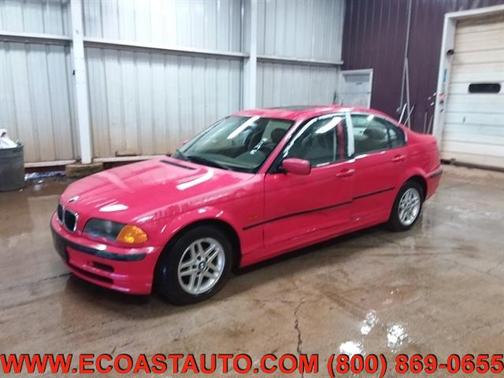 2000 BMW 323 323i Sedan
