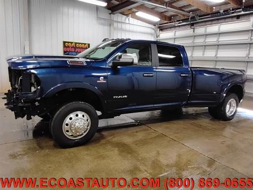 2022 RAM 3500 Laramie