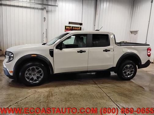 Desert Sand 2025 Ford Maverick XLT