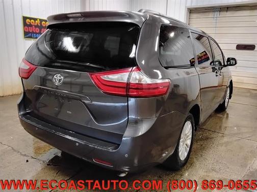 2015 Toyota Sienna XLE