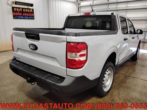 Carbonized Gray Metallic 2025 Ford Maverick XL