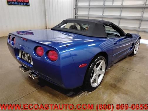 2003 Chevrolet Corvette Base