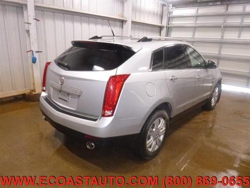 Photo 4 of 14 of 2010 Cadillac SRX Luxury Collection