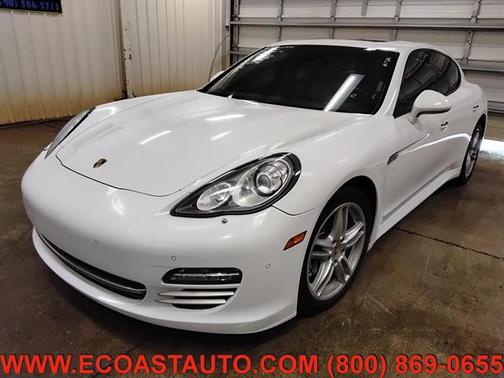 2013 Porsche Panamera 4