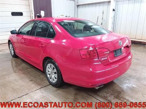 Photo 3 of 15 of 2014 Volkswagen Jetta S