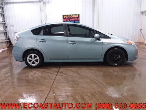 2014 Toyota Prius Two