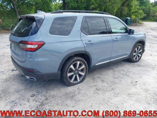 2025 Honda Pilot Touring 8-Passenger