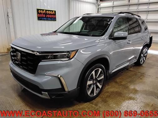2025 Honda Pilot Touring 8-Passenger