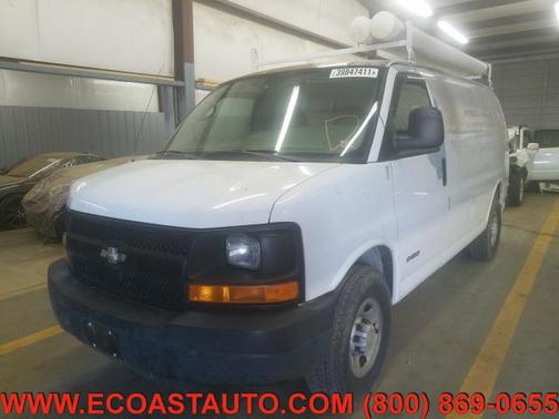 2005 Chevrolet Express 2500 Base