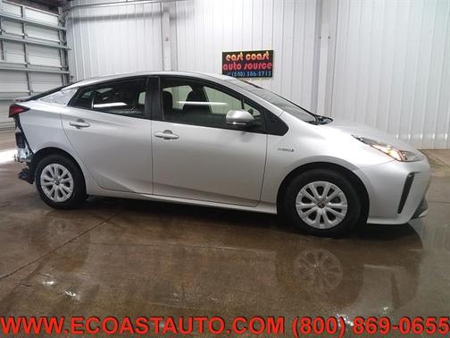 2022 Toyota Prius L