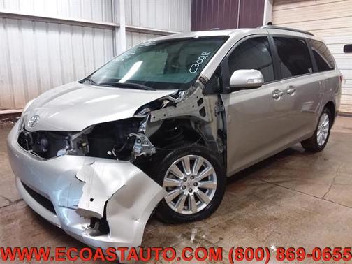 2017 Toyota Sienna XLE