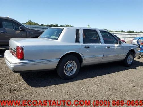 1997 Lincoln Town Car Executive
