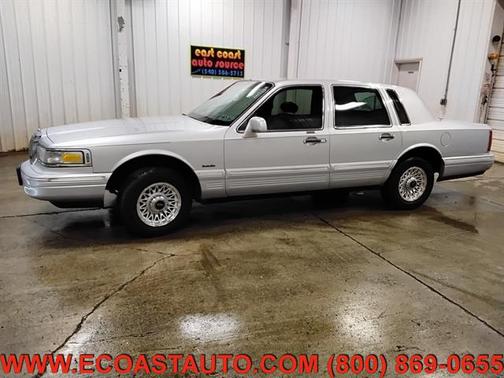 1997 Lincoln Town Car Executive