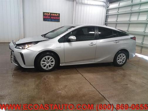 2019 Toyota Prius XLE