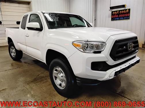 2023 Toyota Tacoma SR