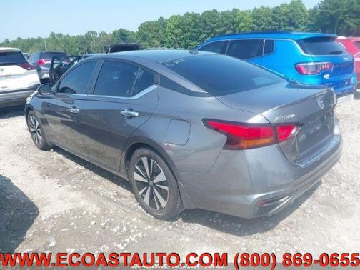 2022 Nissan Altima 2.5 SV