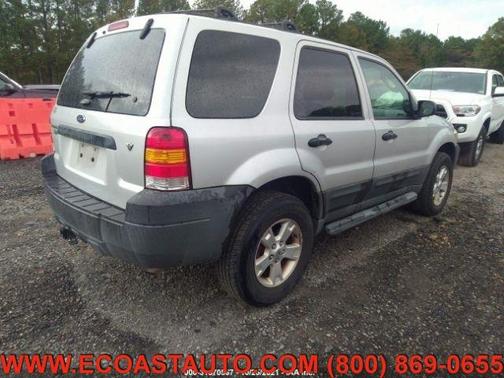 Photo 4 of 10 of 2006 Ford Escape XLT