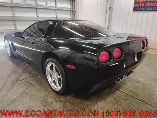 2004 Chevrolet Corvette Base