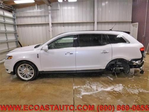 Photo 1 of 21 of 2014 Lincoln MKT EcoBoost