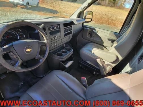Summit White 2014 Chevrolet Express 2500 Work Van