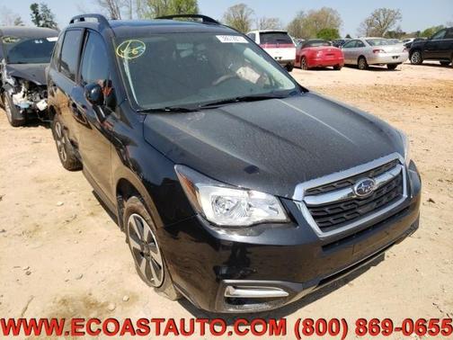 Photo 3 of 10 of 2018 Subaru Forester 2.5i Premium