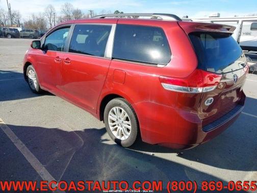 2014 Toyota Sienna XLE