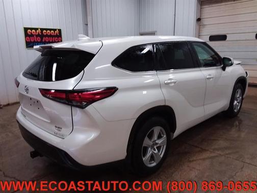 2020 Toyota Highlander LE