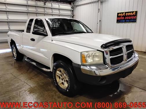 2005 Dodge Dakota SLT Club Cab