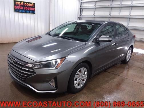 2019 Hyundai ELANTRA SE