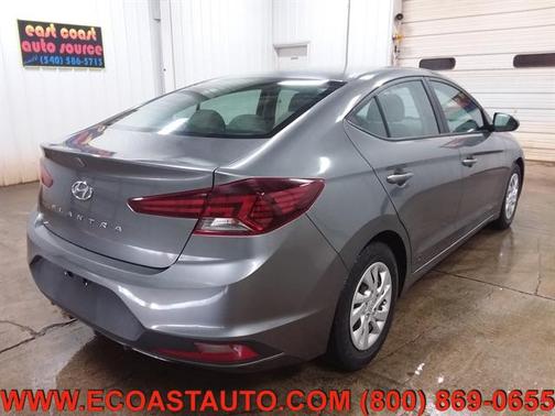 2019 Hyundai ELANTRA SE