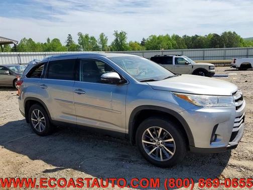 Celestial Silver Metallic 2019 Toyota Highlander XLE